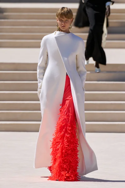 Look 2